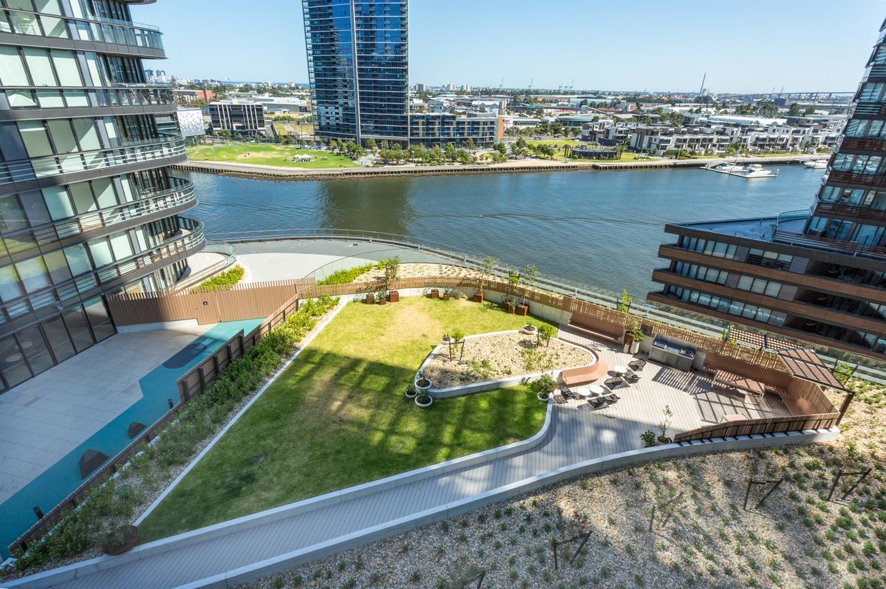 Wyndel Apartments - Riverside On Collins Melbourne Exterior foto